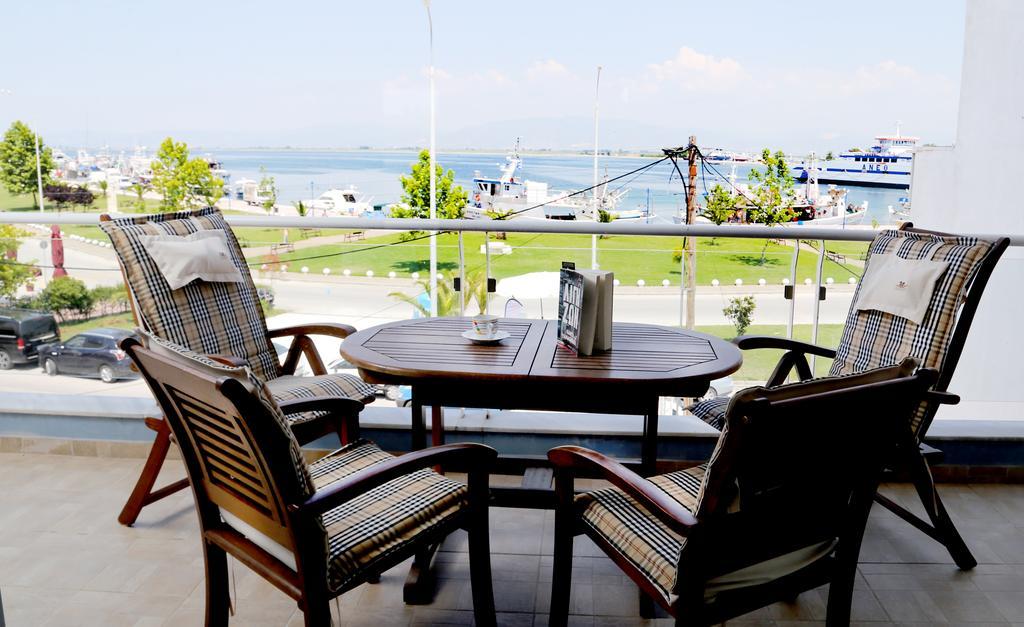 Konstantinos Luxury Apartment Keramotí Exteriér fotografie